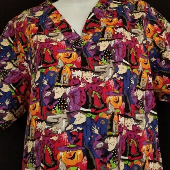Tafford Uniforms Scrub Top Halloween Womens M Witches Pumpkins - Picture 2 of 8